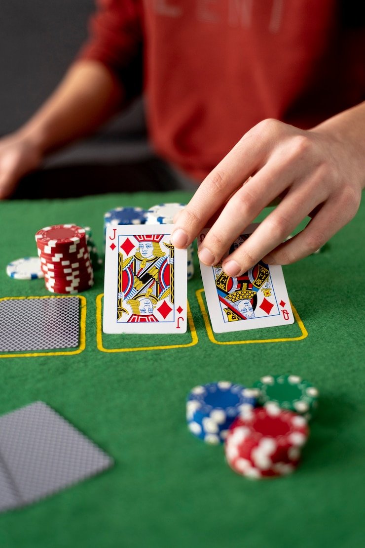 Logo dan ilustrasi kerjasama mitra strategis dalam platform hiburan sports taruhan dan casino di Indonesia