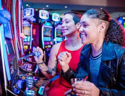Dealer casino langsung melayani permainan interaktif untuk komunitas pengguna 10fastfingers di Indonesia